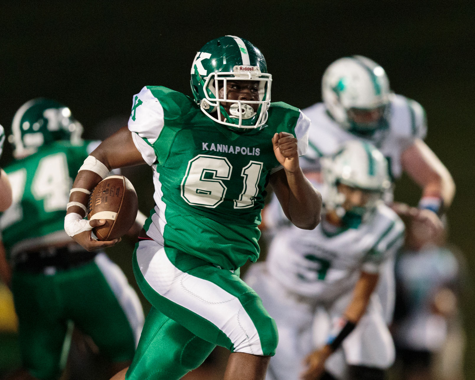 The A.L. Brown Wonders host the Gastonia Ashbrook Greenwave on a brand new field in their season opener.
